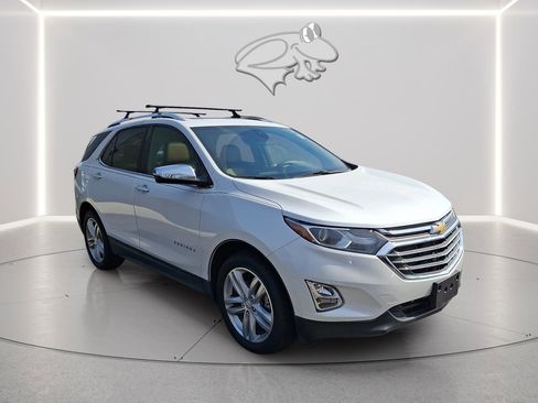 Used 2018 Chevrolet Equinox Premier image 6