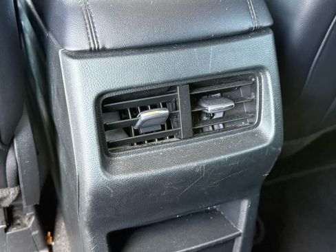 Used 2024 Ford Edge SEL AWD/4WD image 14