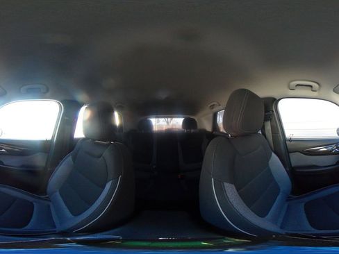 Used 2025 Chevrolet TrailBlazer LT w/ Driver Confidence Package image 40