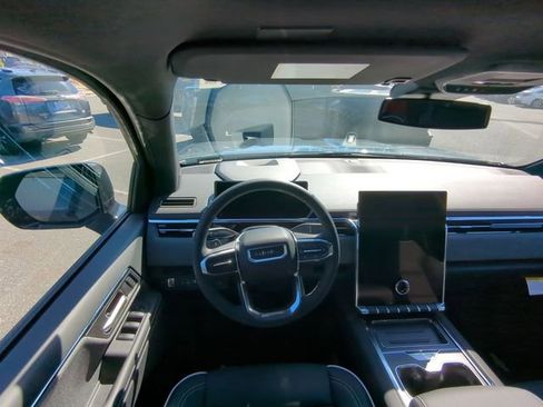 New 2026 GMC Sierra EV Elevation image 39