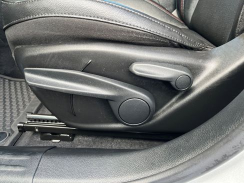 Used 2025 Jeep Compass Trailhawk image 22