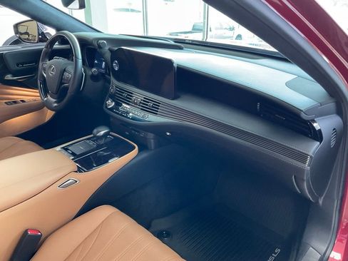 Used 2021 Lexus LS 500 AWD w/ Interior Upgrade Package image 20