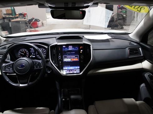 Used 2023 Subaru Ascent Limited w/ Technology Package image 2
