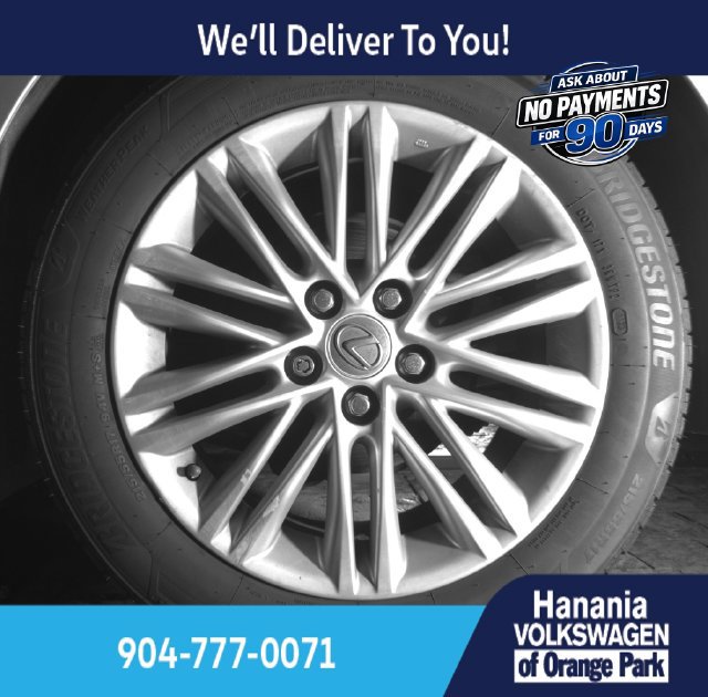 Used 2014 Lexus ES 350 w/ Luxury Package FWD image 30