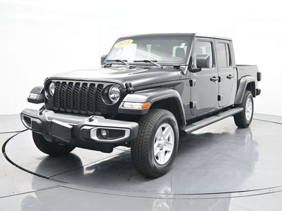 Used 2023 Jeep Gladiator Sport
