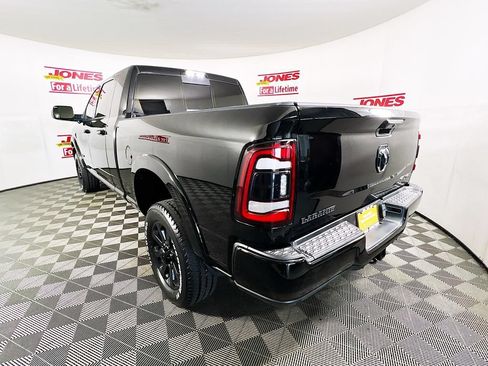 Used 2021 RAM 2500 Laramie AWD/4WD image 2