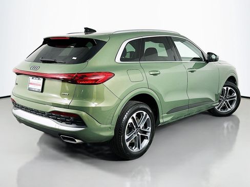 Used 2025 Audi Q5 Premium Plus w/ Premium Plus AWD/4WD image 14