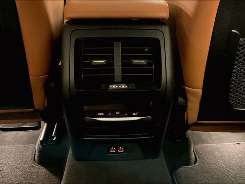 Used 2024 BMW X3 xDrive30i w/ Premium Package image 33