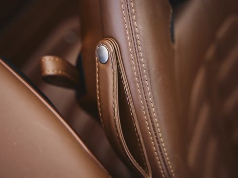 Used 2016 Ferrari California T image 32