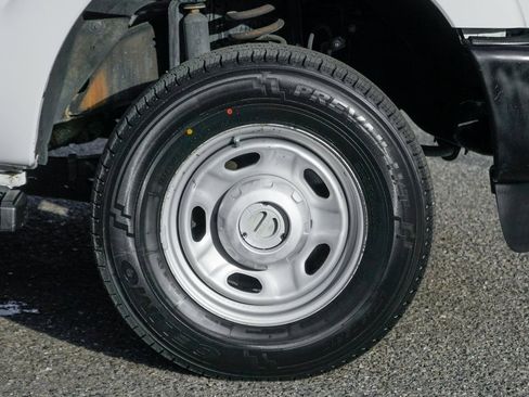 Used 2015 Ford F250 XL w/ Camper Package image 37