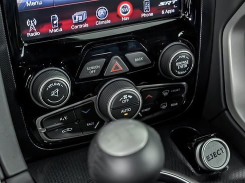 Used 2014 SRT Viper GTS RWD image 29