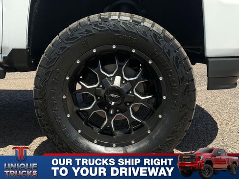Used 2018 Chevrolet Silverado 1500 LTZ Z71 w/ LTZ Plus Package AWD/4WD image 5