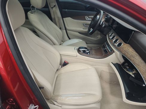 Used 2018 Mercedes-Benz E 300 w/ Premium 1 Package image 11