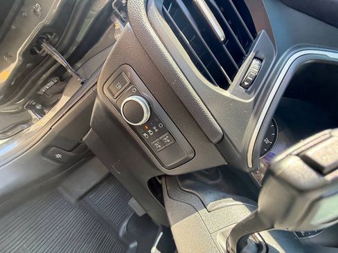 Used 2022 Ford Escape SE AWD/4WD image 18