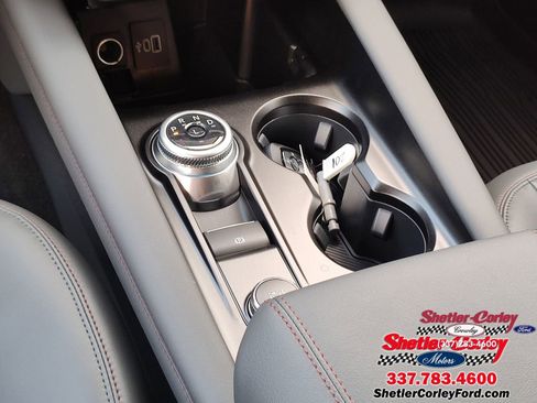 New 2025 Ford Explorer Active w/ Active Comfort Package image 12