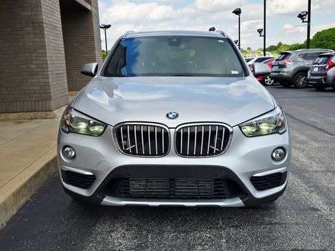 Used 2019 BMW X1 xDrive28i w/ Convenience Package AWD/4WD image 2