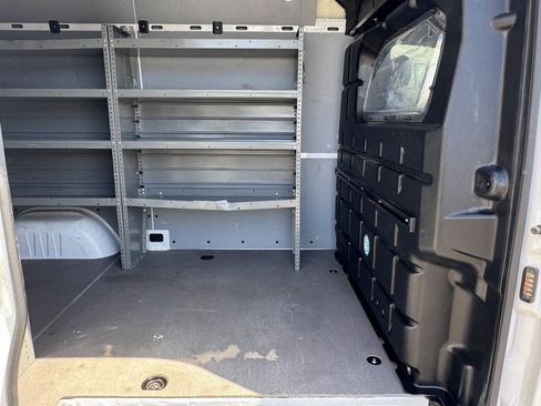 Used 2022 Mercedes-Benz Sprinter 2500 image 21