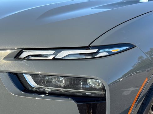 New 2026 BMW X7 M60i image 9