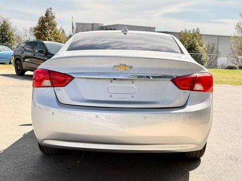 Used 2017 Chevrolet Impala LT image 9