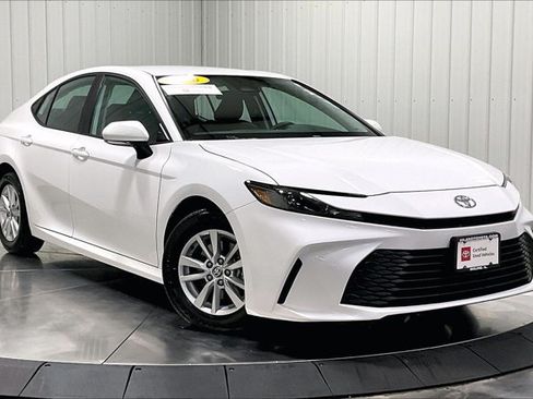 Certified 2026 Toyota Camry LE FWD image 3