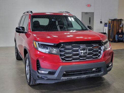 Used 2022 Honda Passport TrailSport image 4