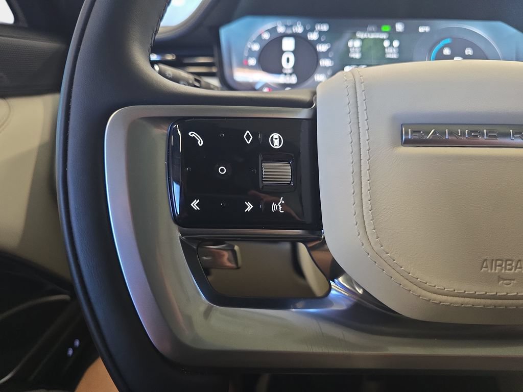 Certified 2026 Land Rover Range Rover SE AWD/4WD image 20