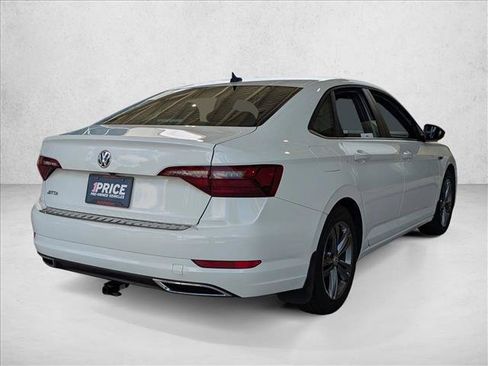 Used 2021 Volkswagen Jetta R-Line w/ R-Line Cold Weather Package FWD image 5