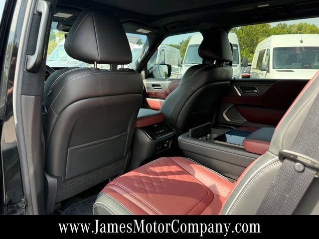 Used 2025 INFINITI QX80 Autograph AWD/4WD image 22