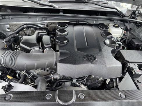 Used 2024 Toyota 4Runner TRD Off-Road image 21