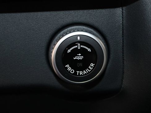 New 2027 Lincoln Navigator Premiere RWD image 44