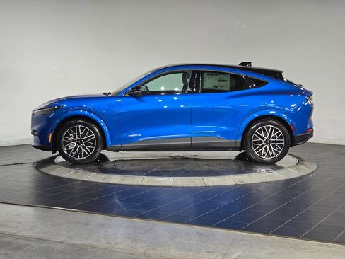 New 2025 Ford Mustang Mach-E Premium image 6