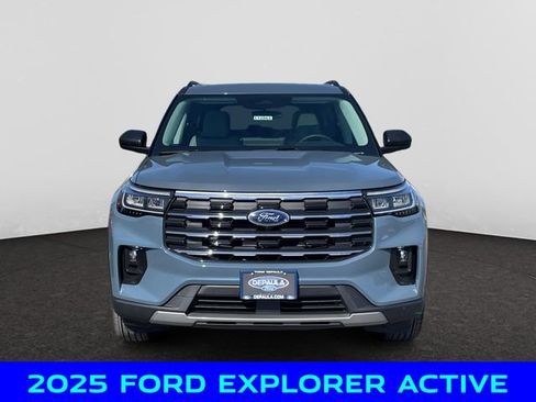 New 2025 Ford Explorer Active w/ Active Comfort Package image 8