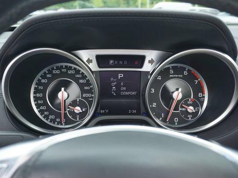 Used 2014 Mercedes-Benz SL 63 AMG image 18
