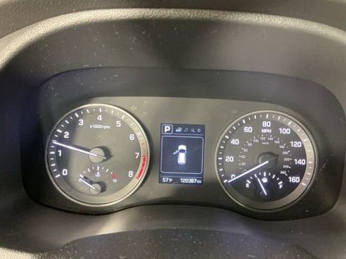 Used 2017 Hyundai Tucson SE image 17