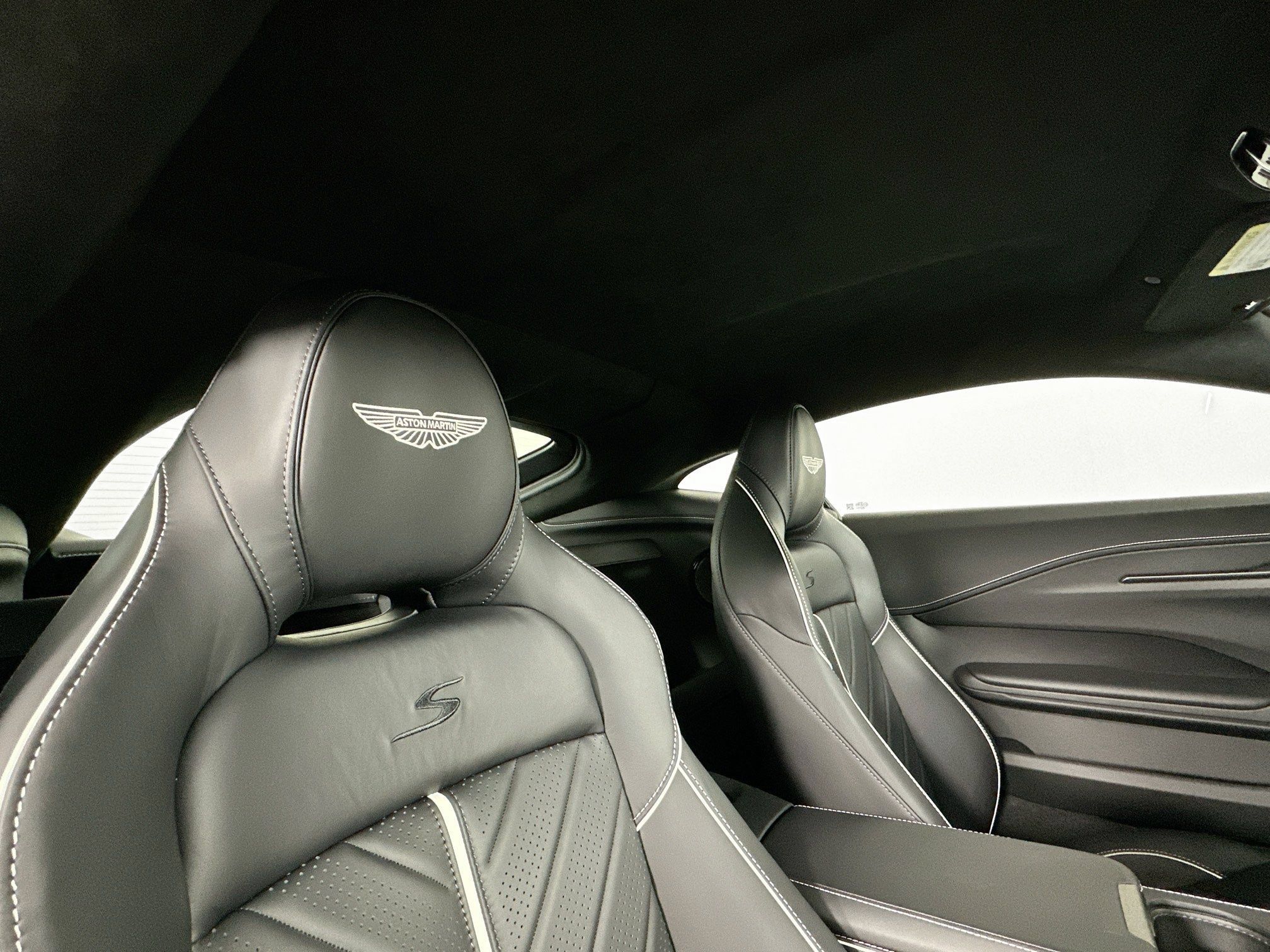 New 2026 Aston Martin V8 Vantage S RWD image 20