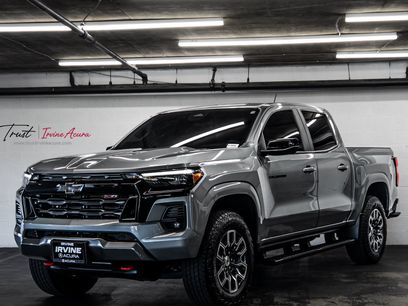 Used 2024 Chevrolet Colorado Z71 w/ Z71 Convenience Package 2