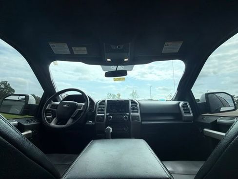 Used 2015 Ford F150 Lariat w/ Equipment Group 501A Mid AWD/4WD image 19