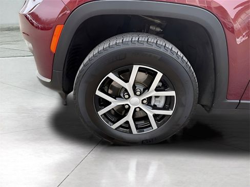 Used 2023 Jeep Grand Cherokee L Limited image 10