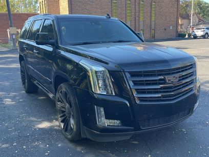 Used 2017 Cadillac Escalade Platinum