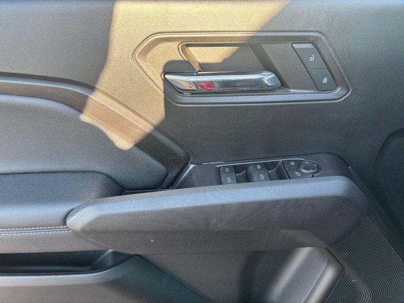 Used 2023 Chevrolet Colorado LT w/ LT Convenience Package II AWD/4WD image 10