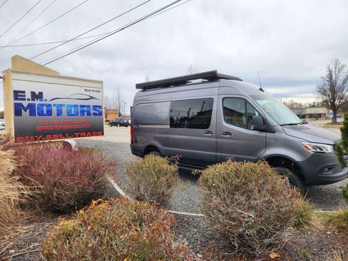 Used 2023 Mercedes-Benz Sprinter 2500 image 71