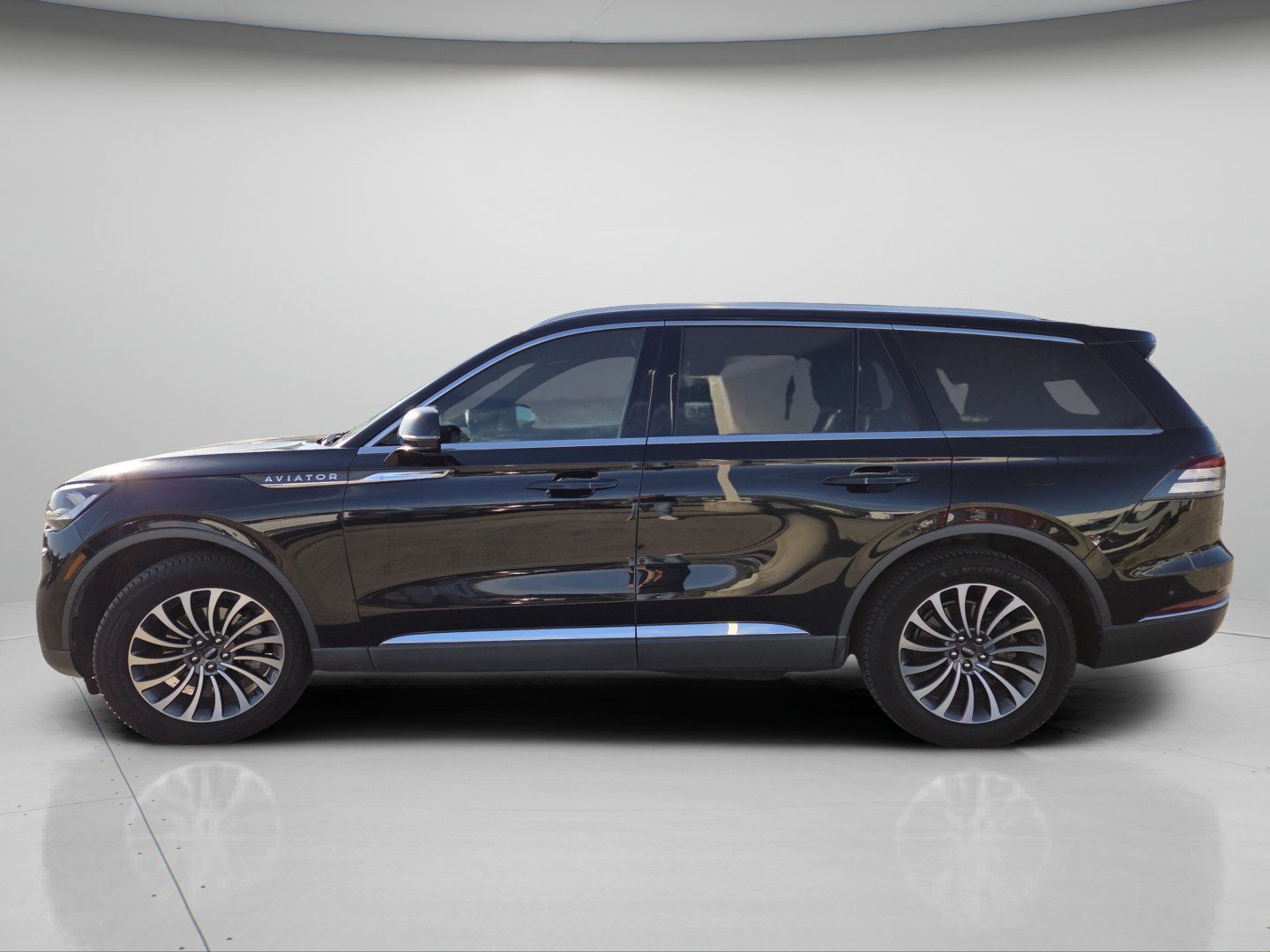 Used 2020 Lincoln Aviator Reserve w/ Equipment Group 201A AWD/4WD image 22