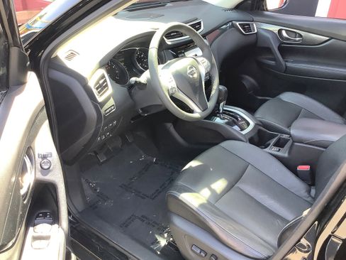Used 2015 Nissan Rogue SL w/ SL Premium Package image 11