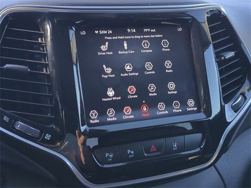 Used 2021 Jeep Cherokee Limited image 26