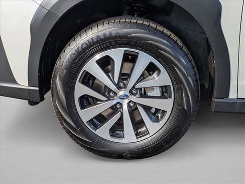 Certified 2025 Subaru Outback Premium AWD/4WD image 23