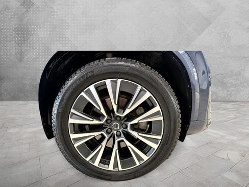 Used 2020 Volvo XC90 T5 Momentum AWD/4WD image 2