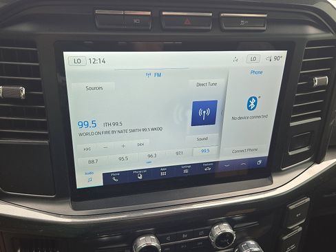 Certified 2022 Ford F150 XLT w/ Equipment Group 302A High image 20