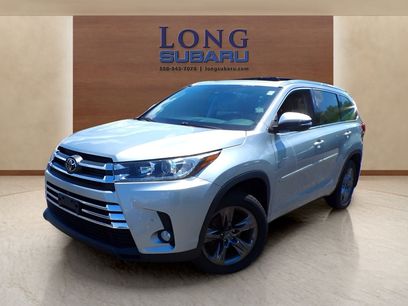 Used 2017 Toyota Highlander Limited Platinum
