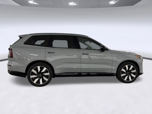 Used 2025 Volvo EX90 Ultra AWD/4WD image 8