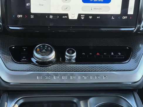 New 2025 Ford Expedition Max Platinum w/ Stealth Performance Package image 6